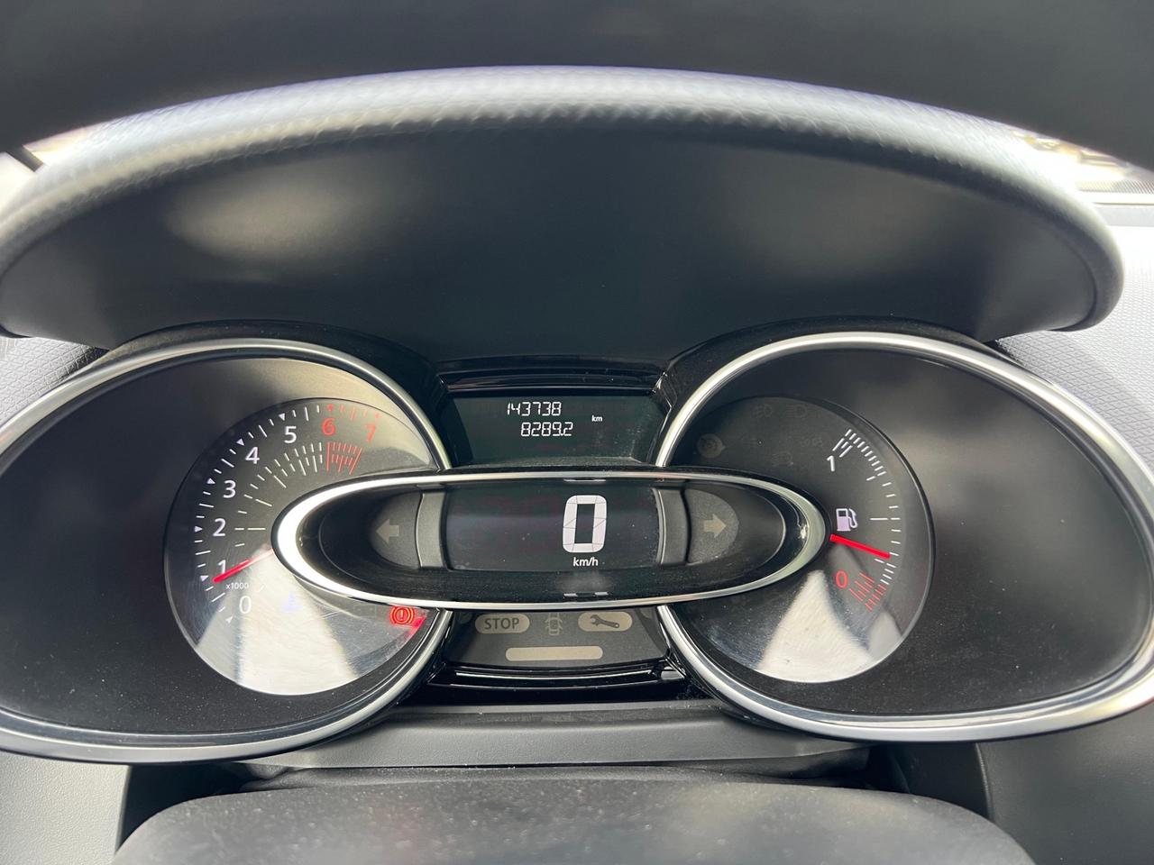 Renault Clio TCe 12V 90 CV Start&Stop 5 porte Energy Duel