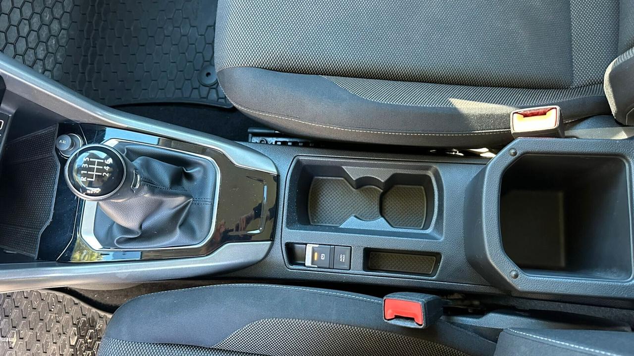 Volkswagen T-Roc 1.0 TSI Business BlueM Tech 2021 Neop LEGGI TESTO