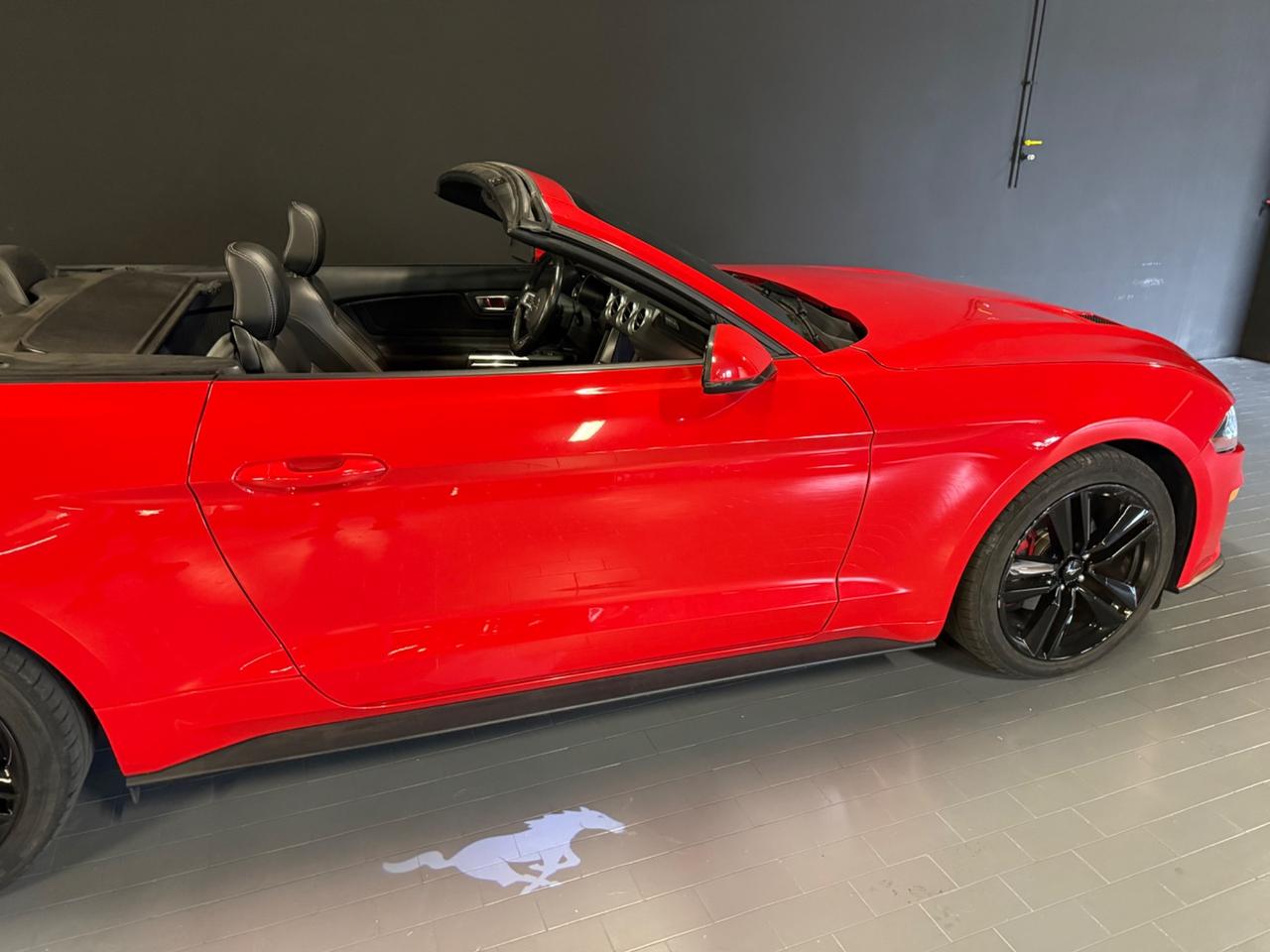 Ford Mustang Cabrio 2.3 NO SUPERBOLLO