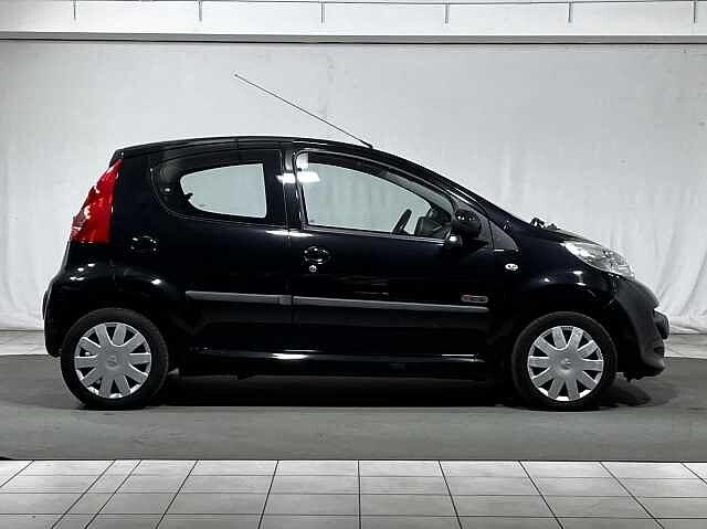 Peugeot 107 1.0 68CV 5p. Sweet Years