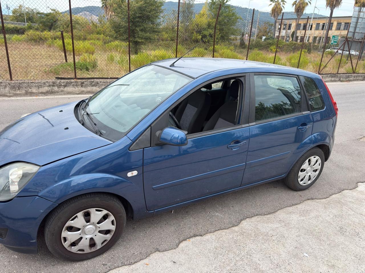 Ford Fiesta 1.4 5p