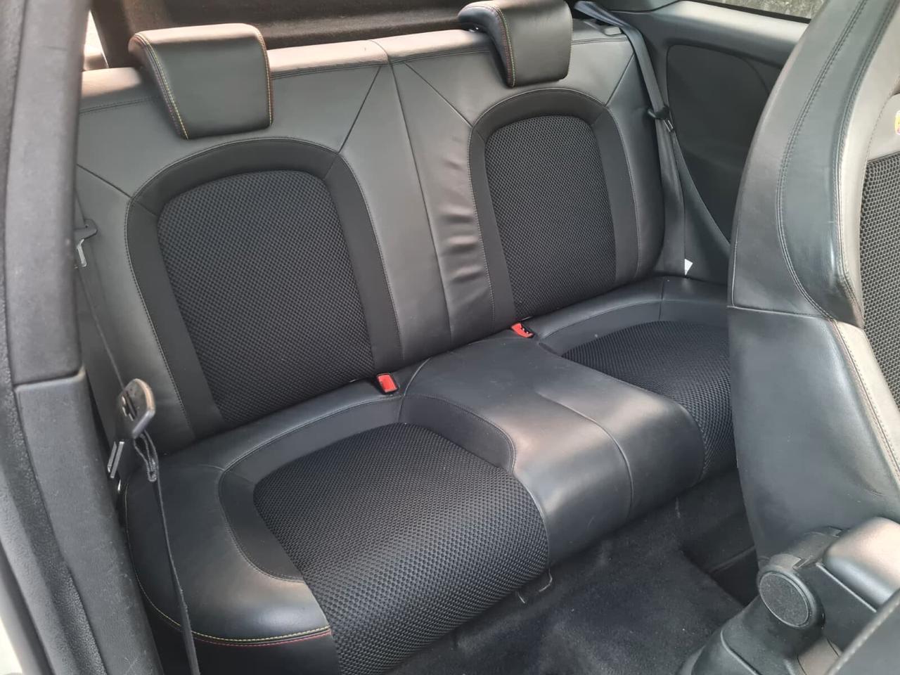 Abarth Punto EVO 1.4i 16V Turbo Multiair S&S