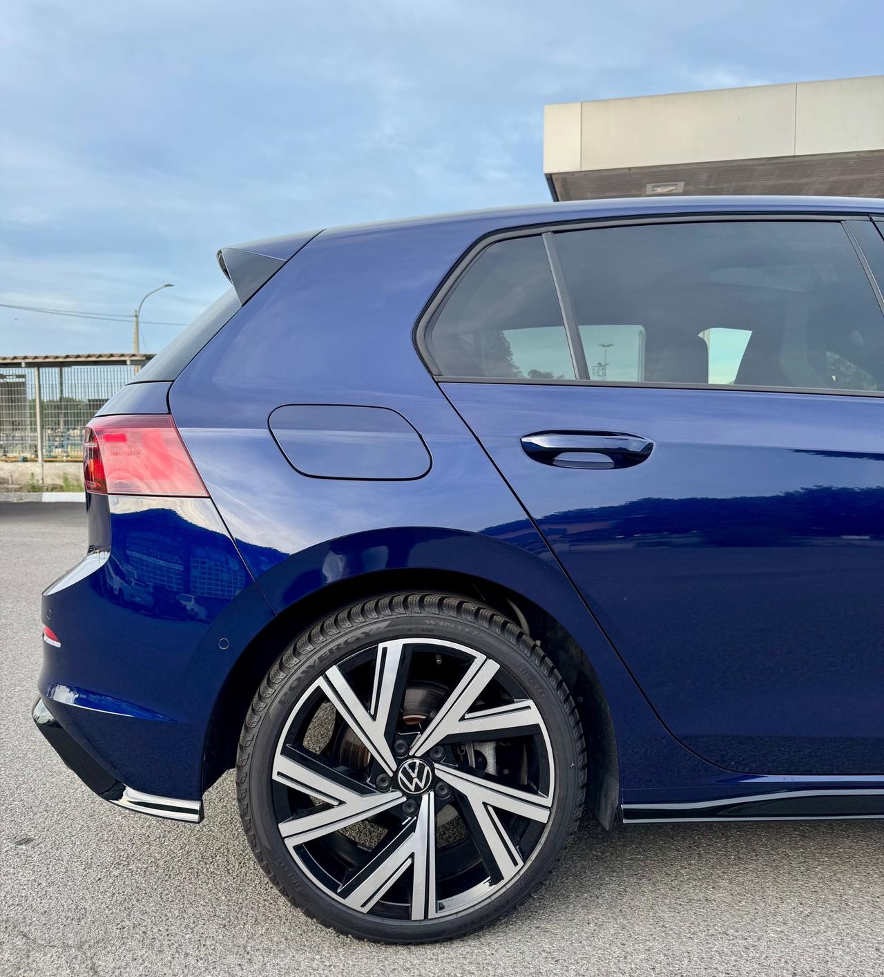 Volkswagen Golf 1.5 eTSI 150 CV EVO ACT DSG R-Line