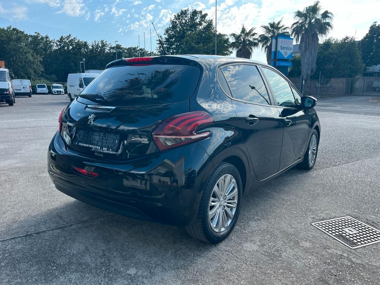 Peugeot 208 PureTech 68 5 porte signature NEO/unico propr/full led/lega/navi/TAGLAINDI