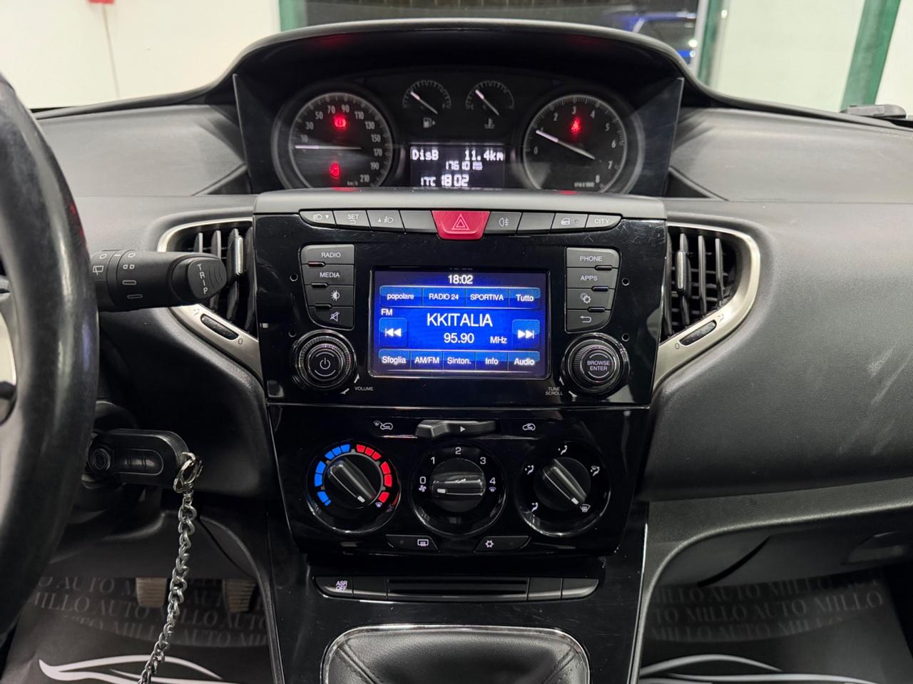 Lancia Ypsilon 1.2 69 CV 5 porte GPL Ecochic Gold