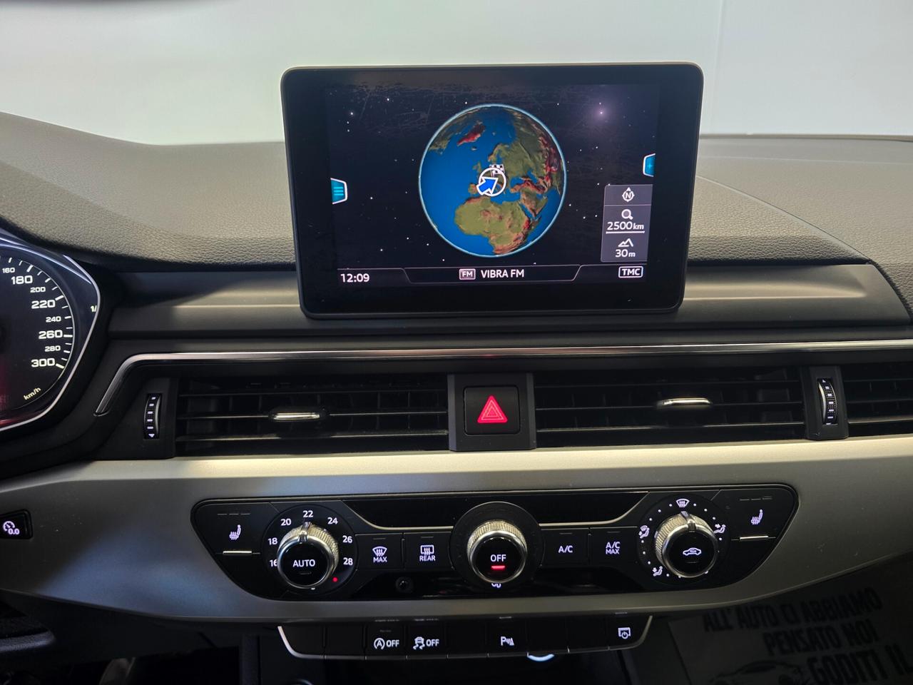 Audi A4 Avant 2.0 TDI 122 CV S tronic Design 2018