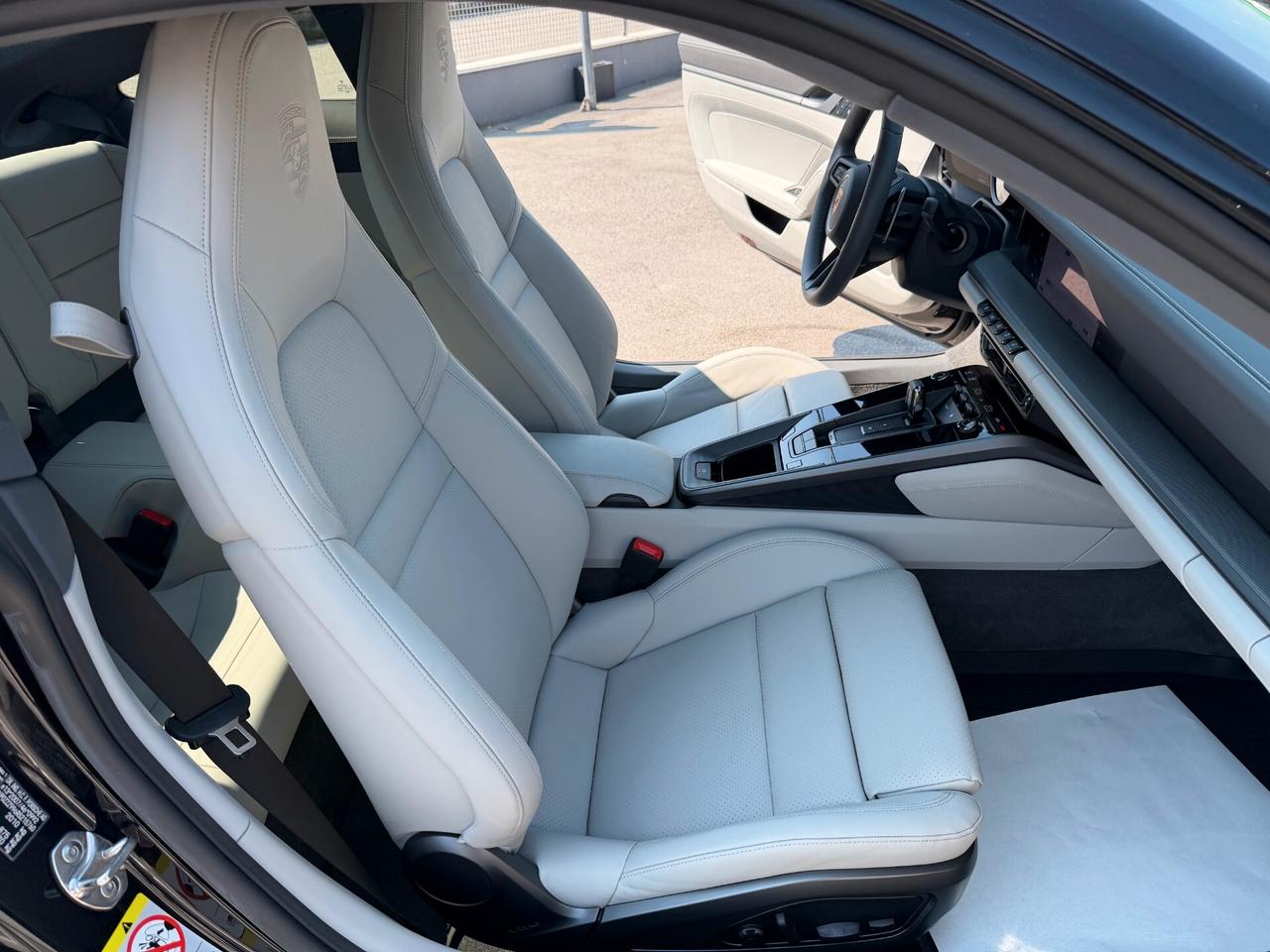 Porsche 911 Carrera 4S/tetto/scarico/led/pelle/full