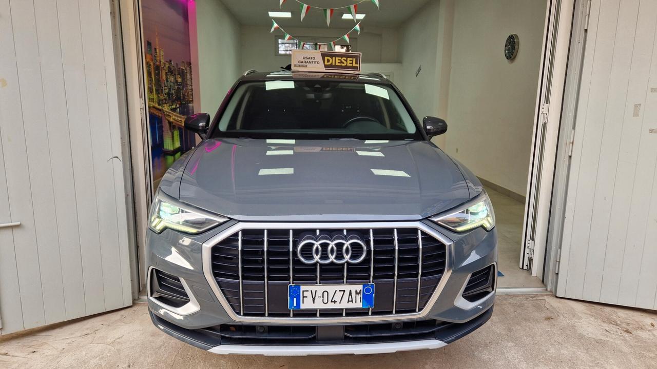 Audi Q3 2.0 TDI 150 CV S tronic Sport