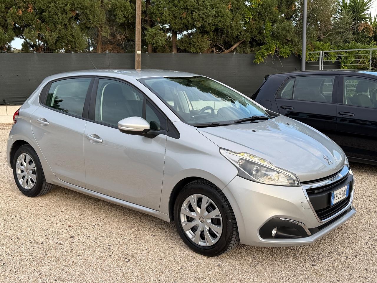 Peugeot 208 BlueHDi 75 5 porte Allure