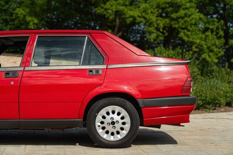 1991 ALFA ROMEO 75 - ALF00251