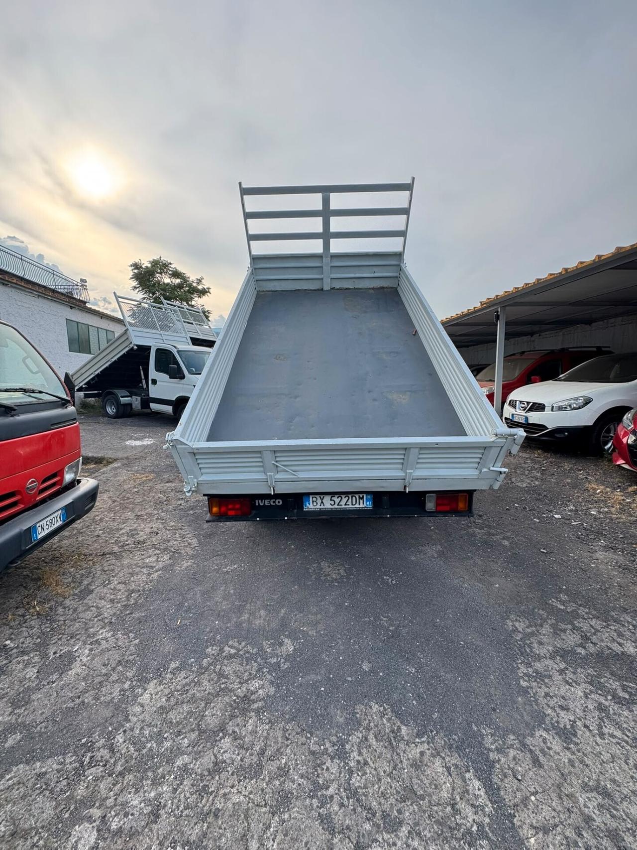 Iveco Daily 35C13 RIBALTABILE TRELATERALE
