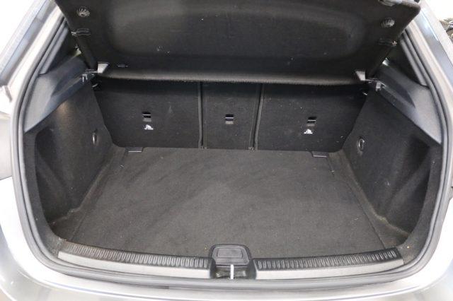 MERCEDES-BENZ A 180 Automatic Sport