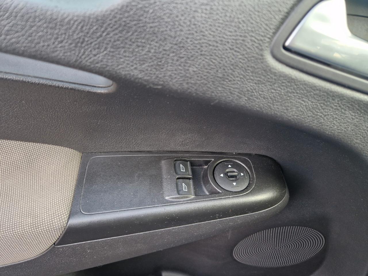 Ford Tourneo Courier 1.0 100CV "33.500 km" Bluetooth, Sensori, Ruotino