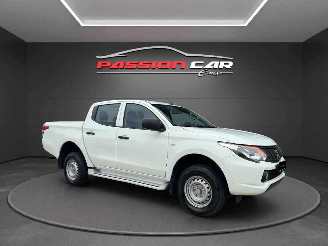 Mitsubishi L200 Double Cab D.cab 2.4d Invite 2wd 154cv N1