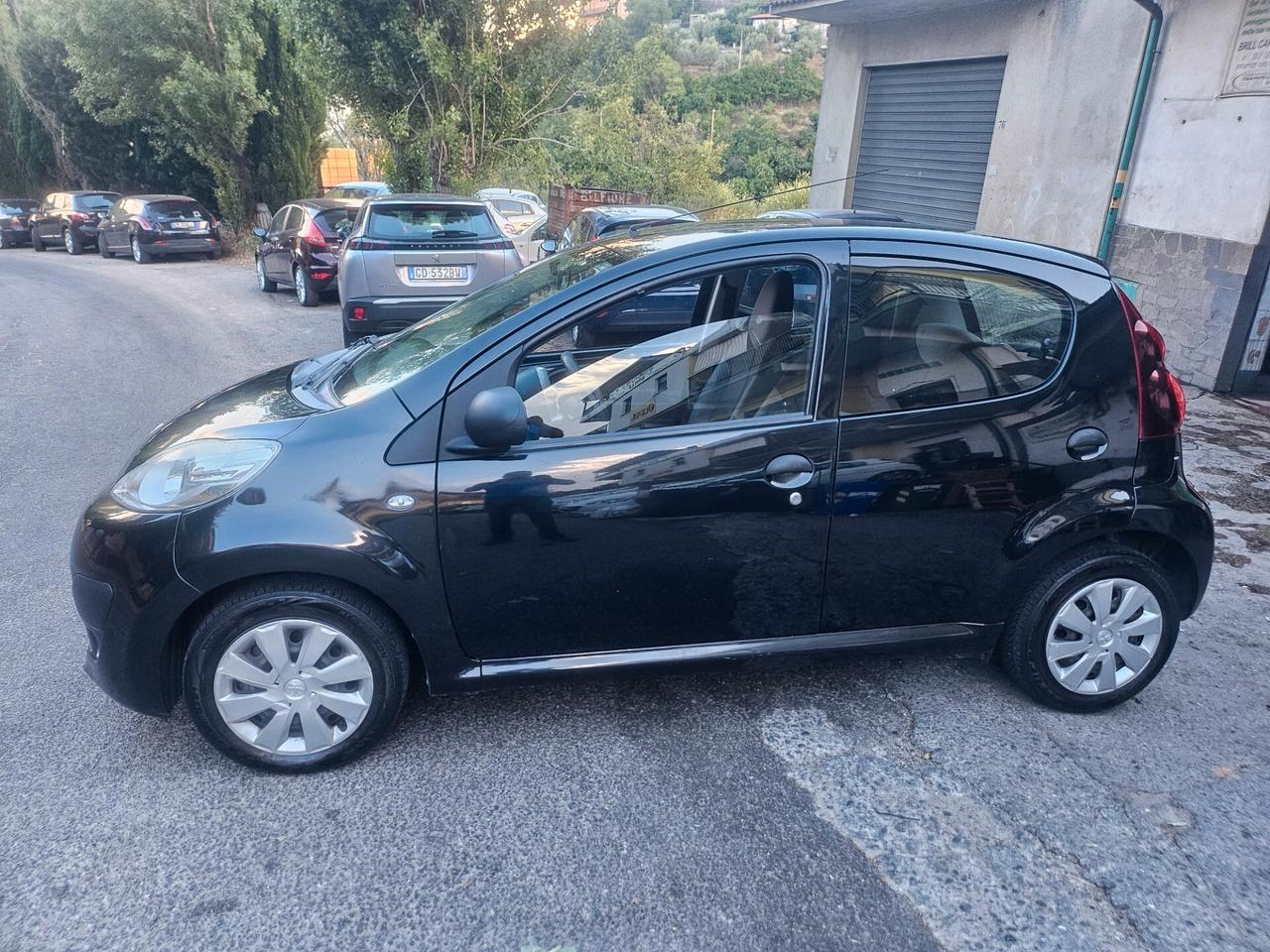 Peugeot 107 1.0 68CV 5p. 112.000km 2012