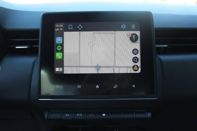 Renault Clio 1.6 hybrid 140cv automatica con CarPlay