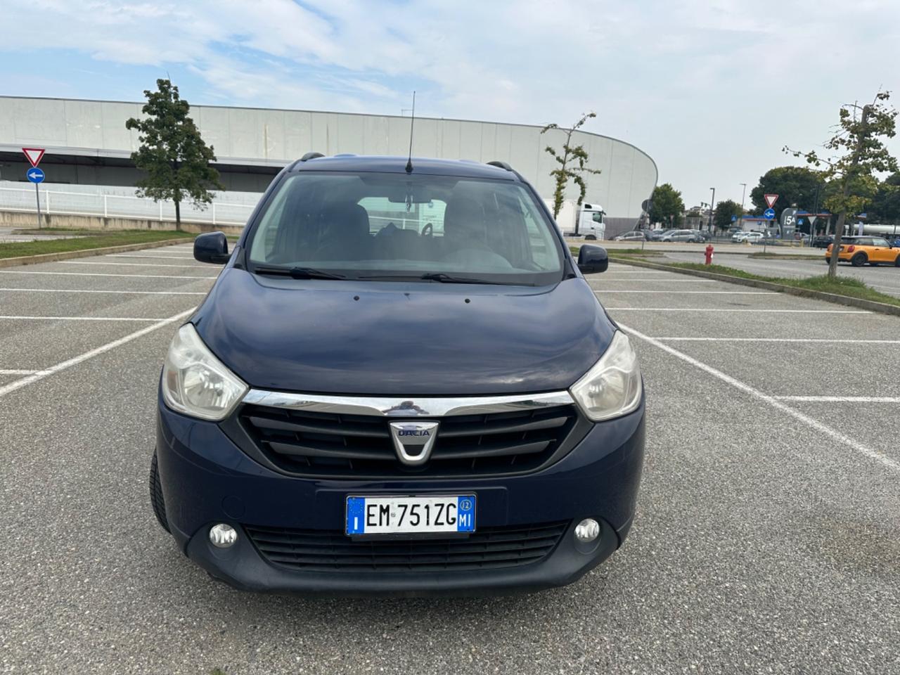 Dacia Lodgy Dacia lodgy 1.6 gpl fino 2032 posti a sedere 7