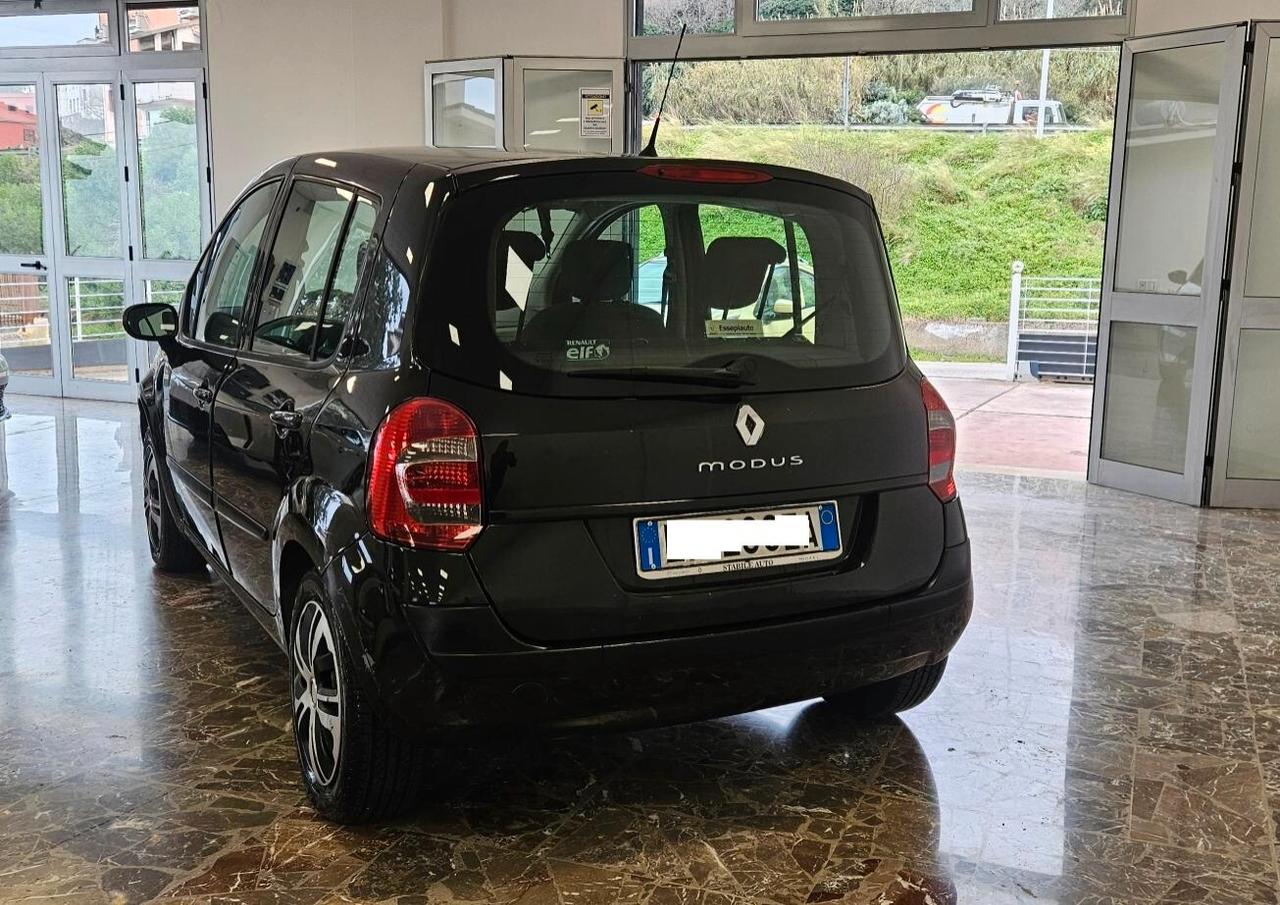 Renault Modus Grand 1.2 16V Live