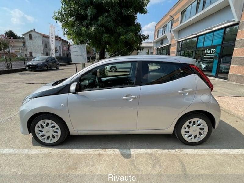 Toyota Aygo Connect 1.0 VVT-i 72 CV 5 porte x-play