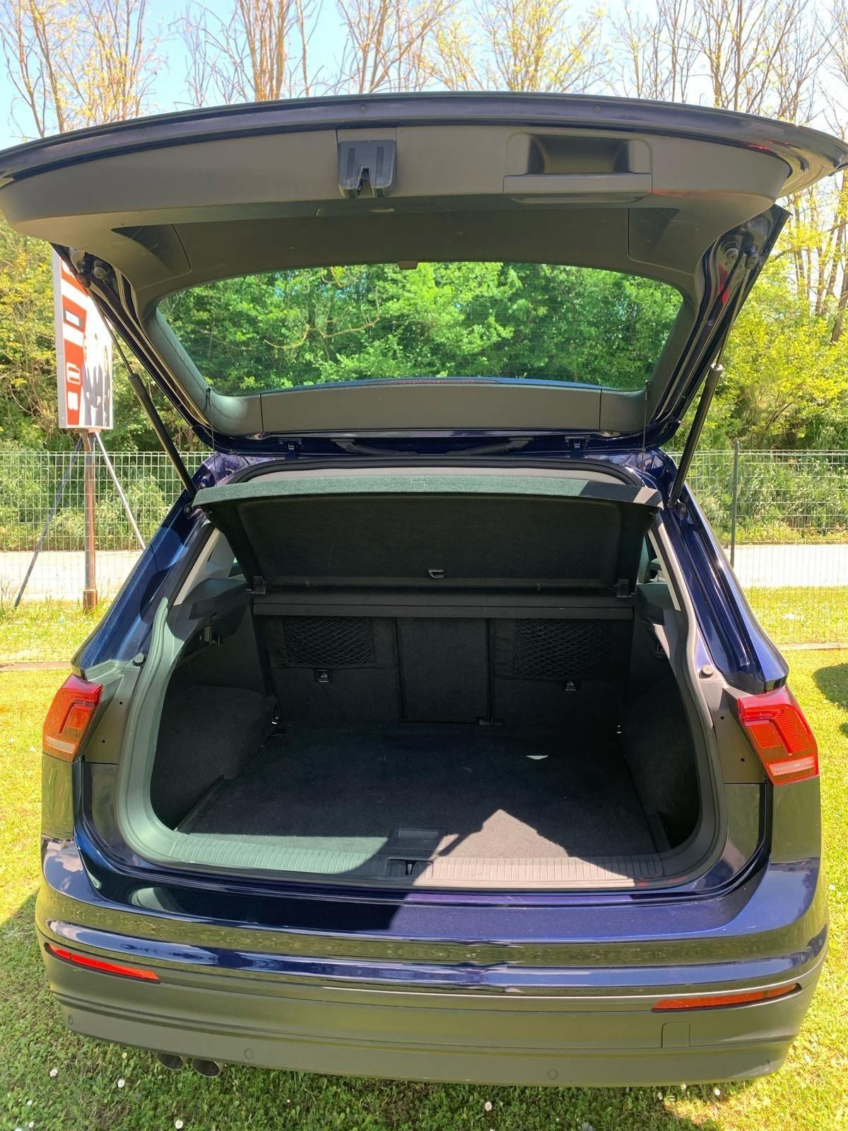 Volkswagen Tiguan 2.0 TDI SCR DSG Business BlueMotion Technology