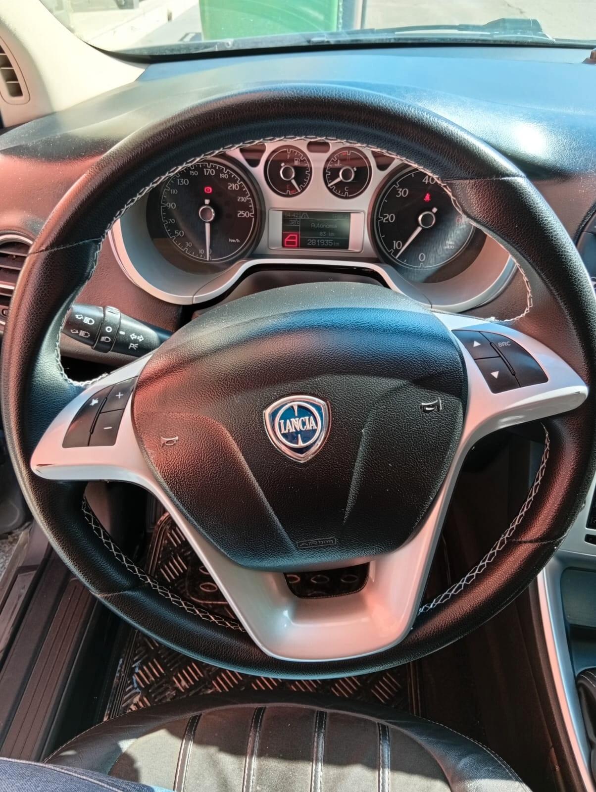 Lancia Delta 1.6 MJT DPF Argento