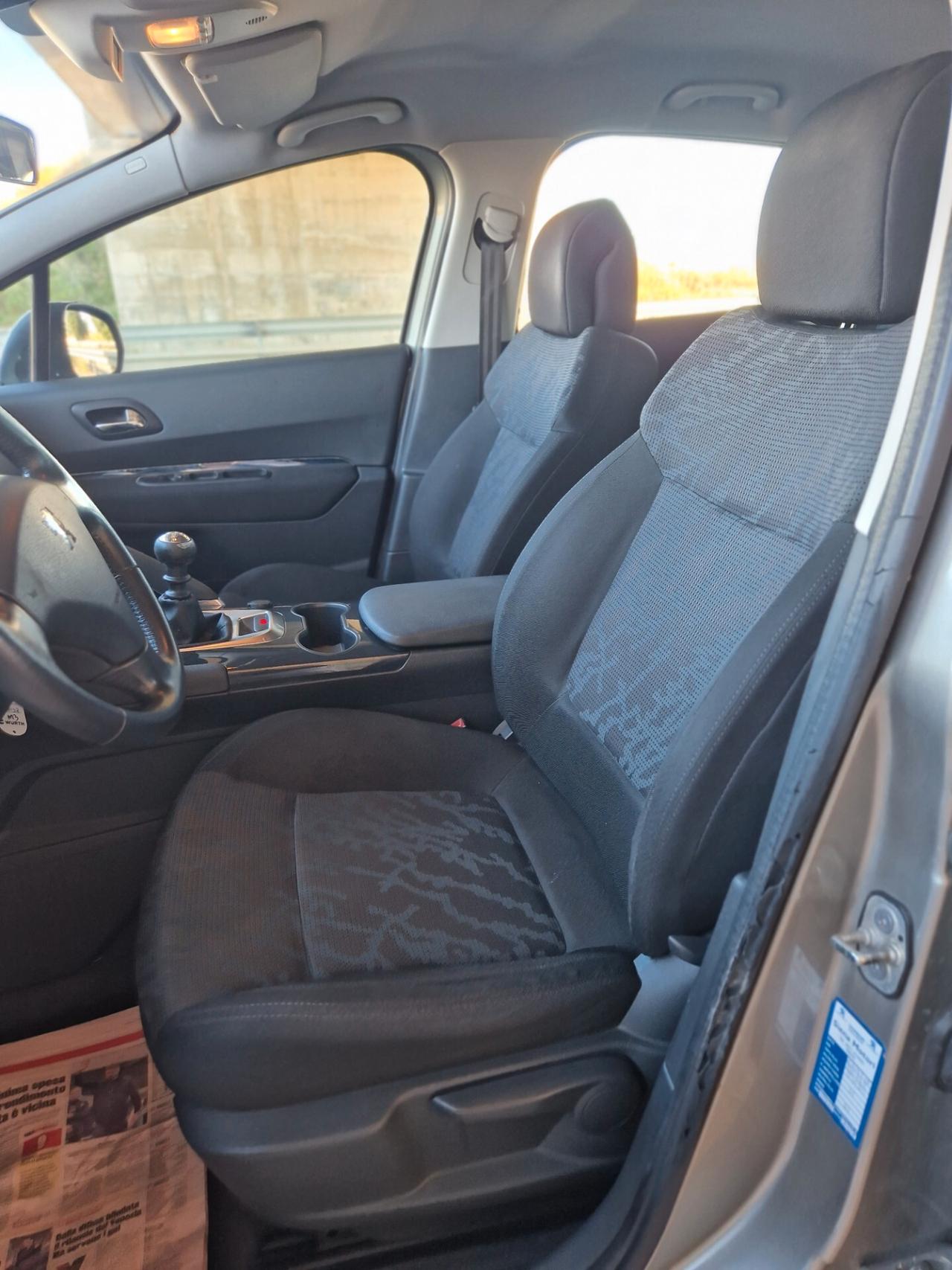 Peugeot 3008 1.6 HDi 112CV Premium