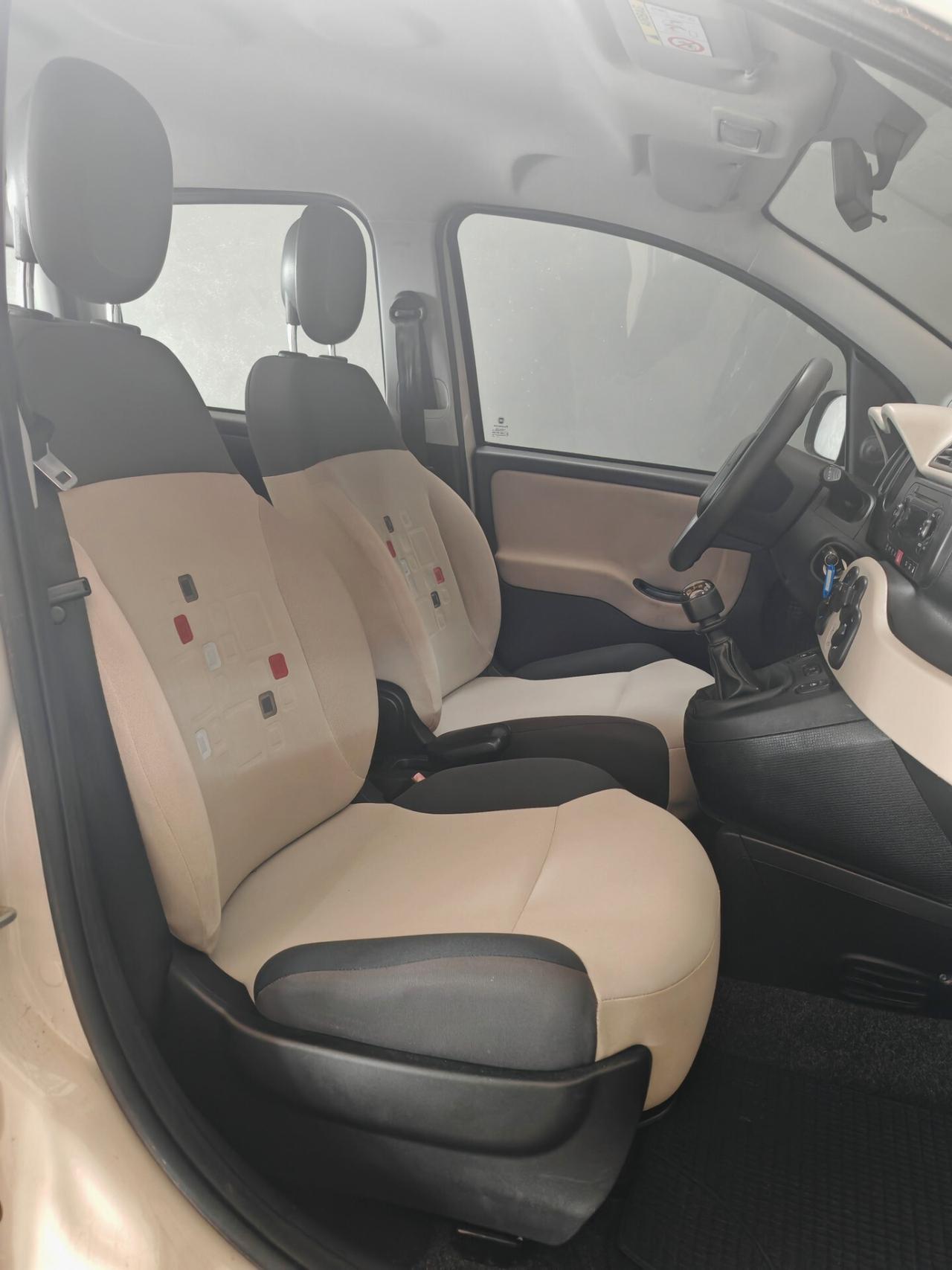 Fiat Panda 0.9 TwinAir Turbo Natural Power Lounge