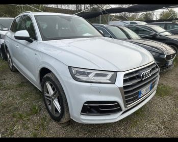 AUDI Q5 40 TDI quattro S tronic S line plus