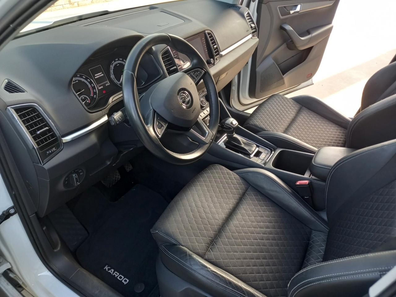 Skoda Karoq 1.6 TDI SCR Executive full