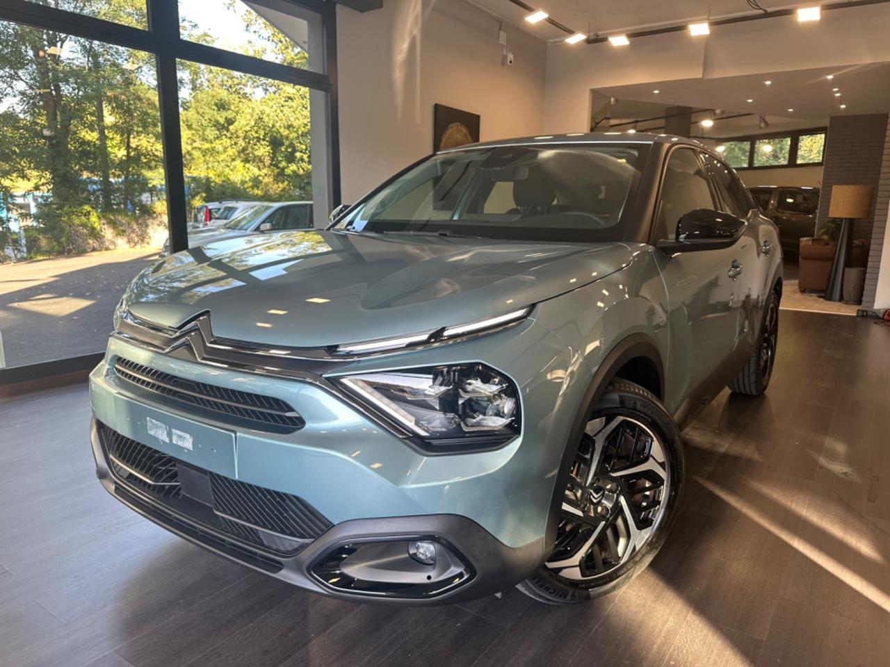 Citroen C4 PureTech 130 S&S Shine