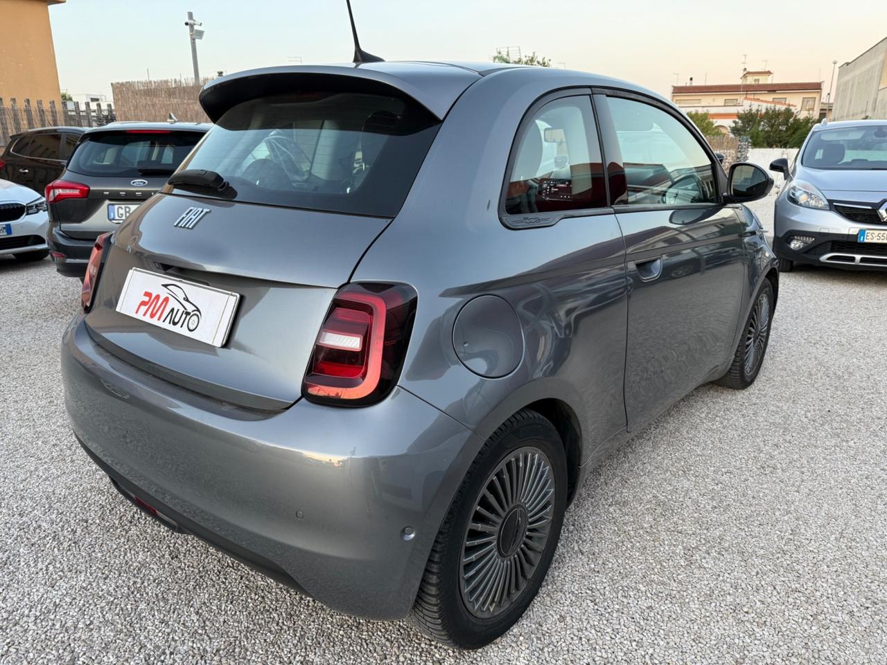 Fiat 500 500e Berlina 42 kWh Passion