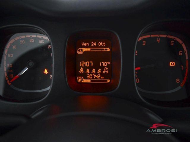 FIAT Panda 1.2 City Cross Waze