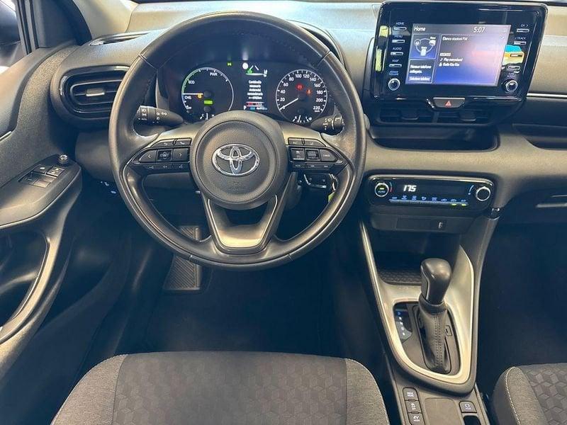 Toyota Yaris Hybrid Active MY22