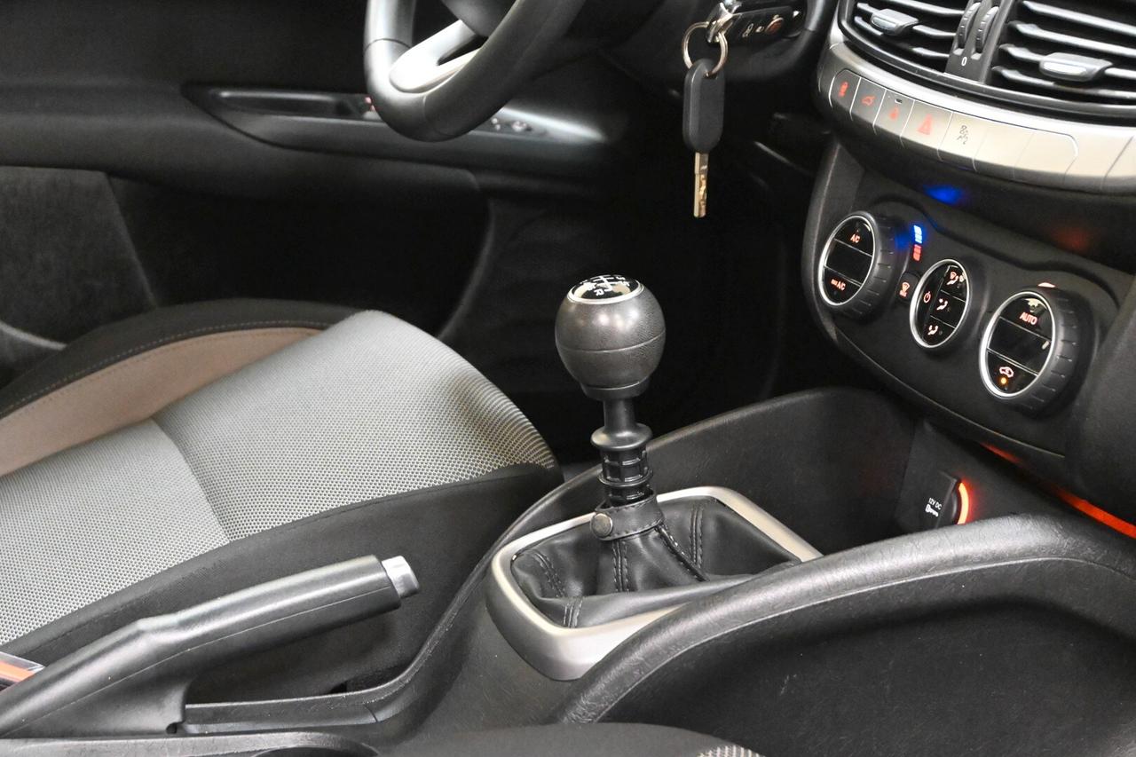 FIAT Tipo (2015-->) Tipo 1.4 4 porte Opening Ed...