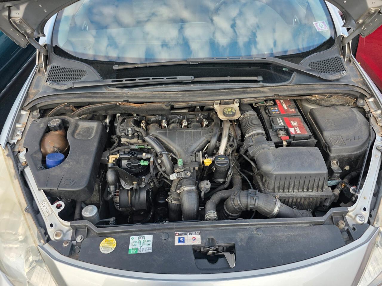 Peugeot 307 2.0 HDi FAP CC Féline con 279.000km Neopatentati ok