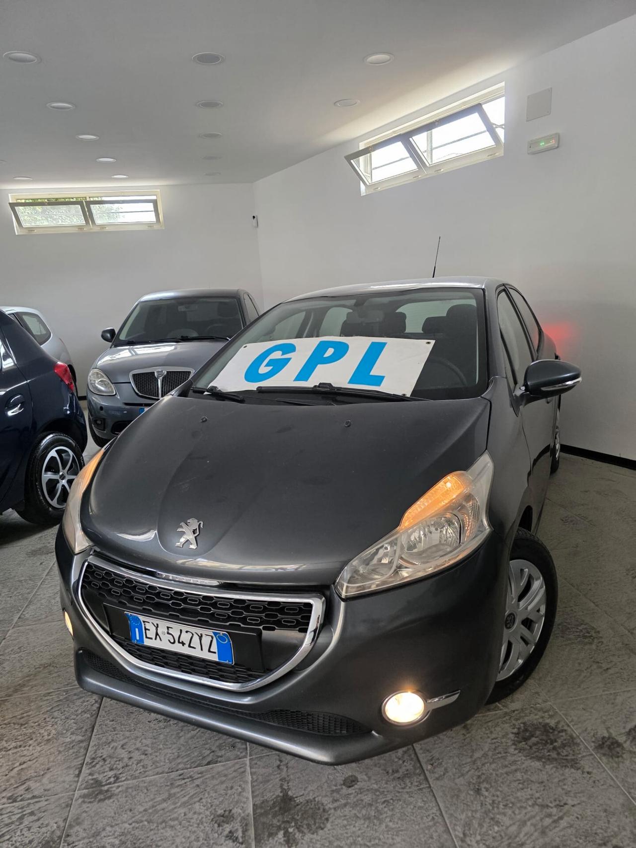 Peugeot 208 1.4 VTi 95 CV 5p. GPL Access