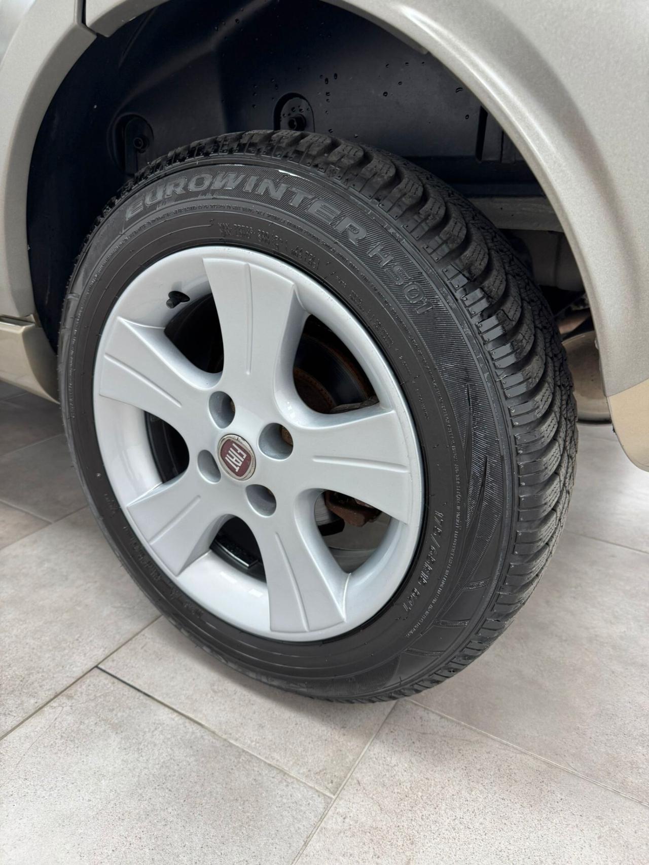 FIAT PANDA 2 SERIE 4X4 CROSS 1.3 MJT 70 CV DIESEL