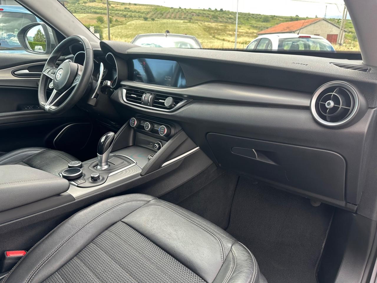 Alfa Romeo Stelvio 2.2 Turbodiesel 210 CV AT8 Q4 Executive