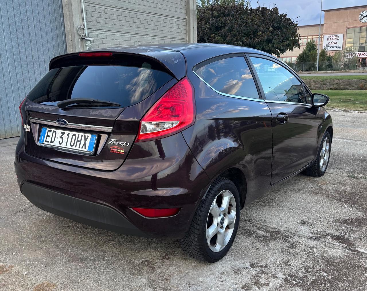 Ford Fiesta 1.4 3 porte Bz.- GPL Titanium