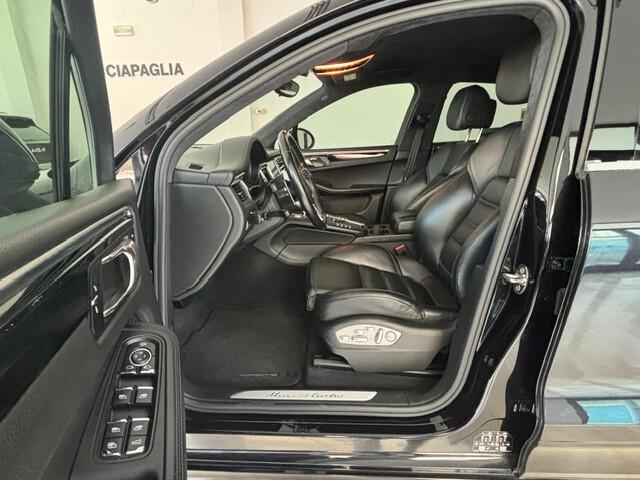 Porsche Macan Turbo 3.6 benzina 400cv pdk 2017