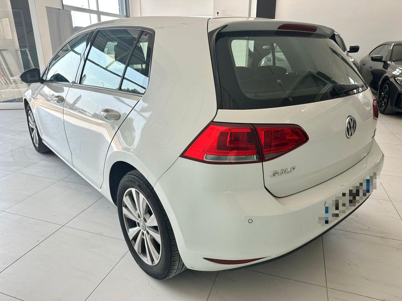 Volkswagen Golf 1.4 Benzina\Metano Highline 2014