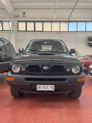 Nissan Terrano Ii Terrano Ii 2.7 Tdi 3 Porte Sr Autocarro