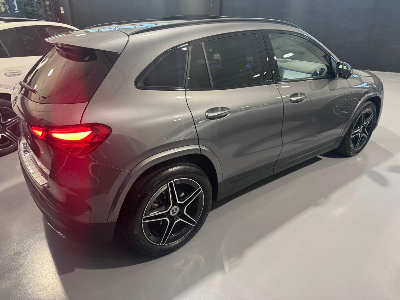 Mercedes-benz GLA 200 d Automatic AMG Line Premium IVA ESP/TETTO/MEMORY