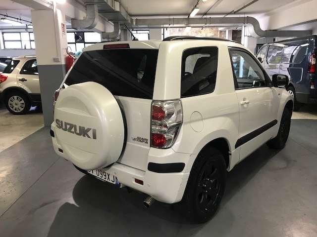 Suzuki Grand Vitara 3 PORTE / 1.9 ddis Special Edition / 4X4