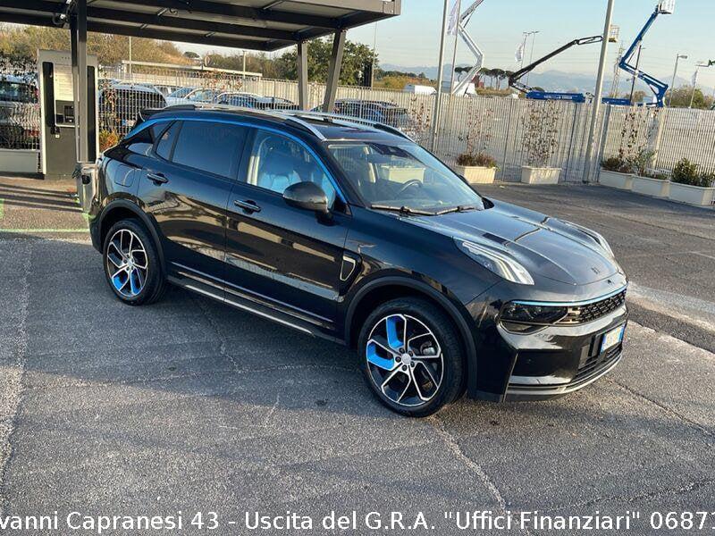 Lynk & Co 01 01 PHEV