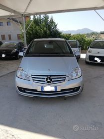 Mercedes-benz A 160 blue efficiency