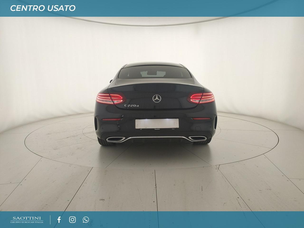 Coupe 220 d Premium Auto