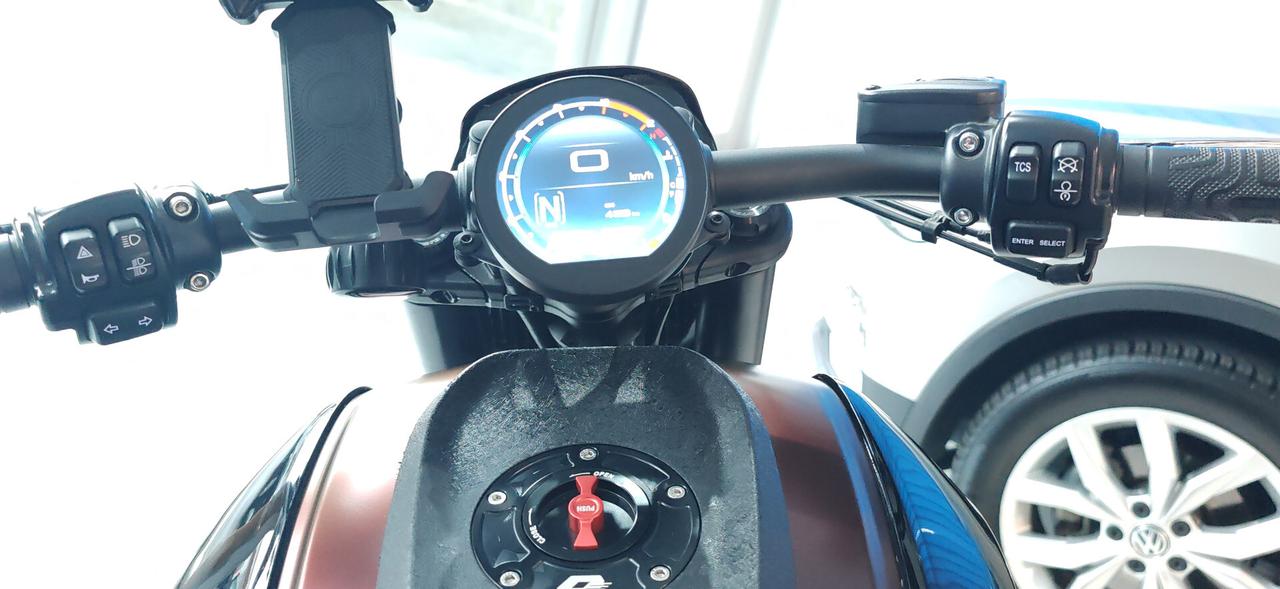 Qj Motor SRV 600 full