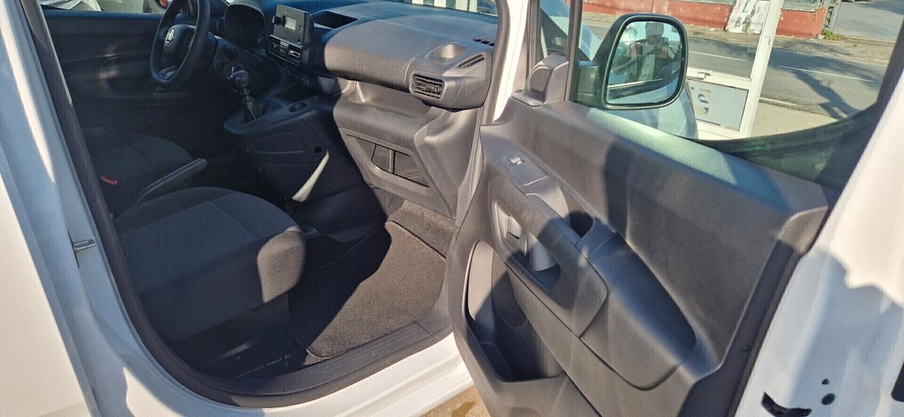 Fiat Doblo 1.5 Blue Hdi 130 cv FRIGO ISOTERMICO -2023