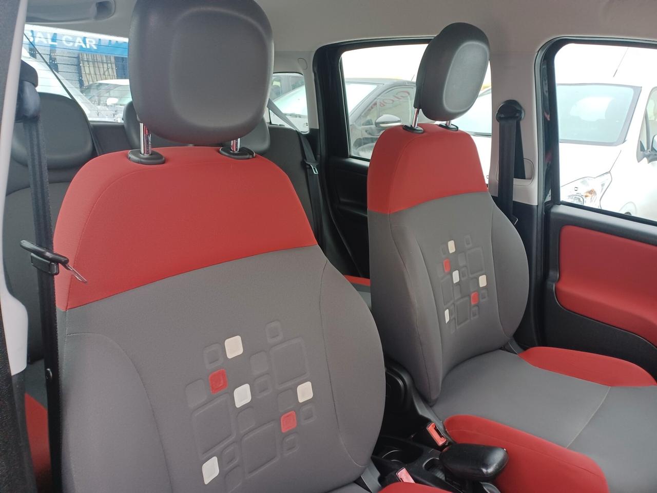 Fiat Panda 1.3 MJT Lounge 2016 EURO 6